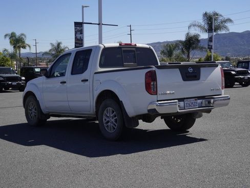 Used 2020 Nissan Frontier SV AWD/4WD image 6