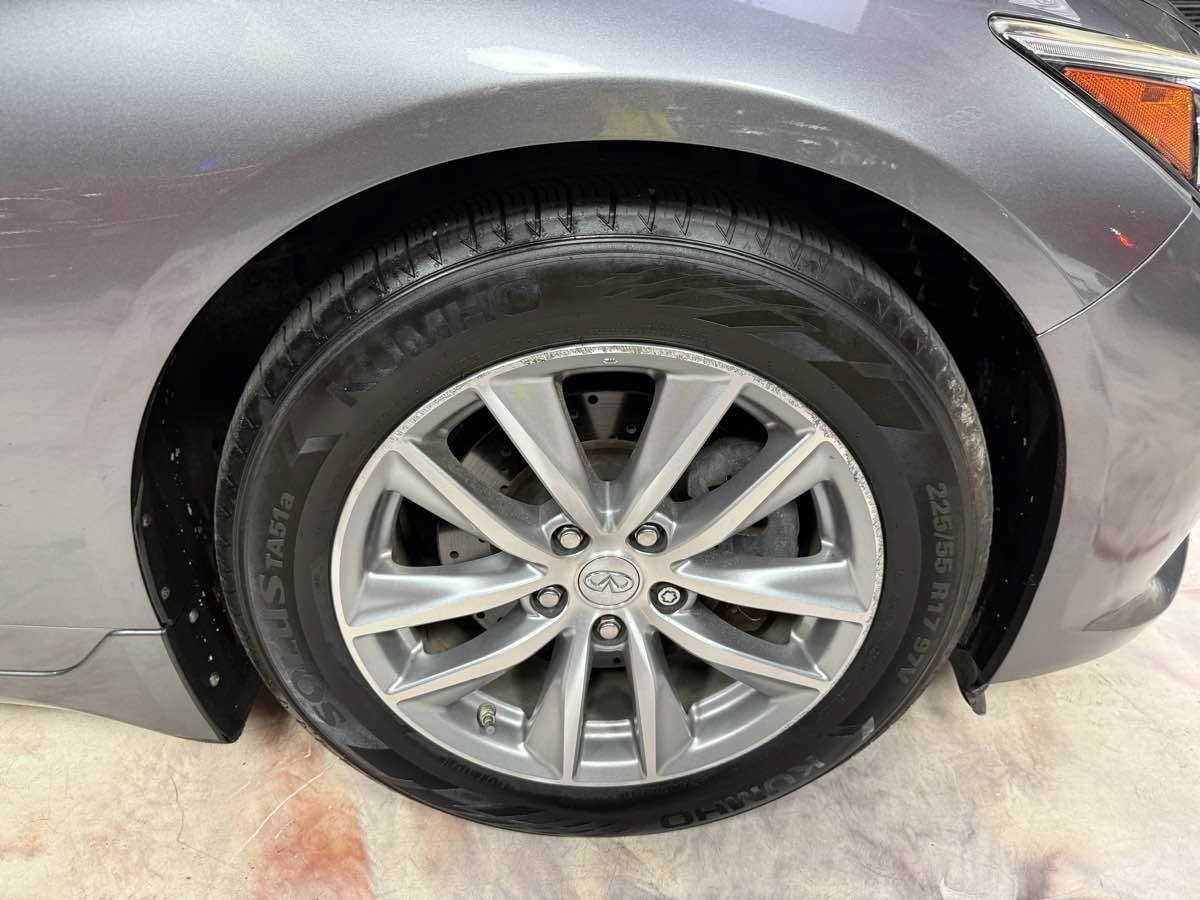Used 2015 INFINITI Q50 Premium w/ Navigation Package AWD/4WD image 38