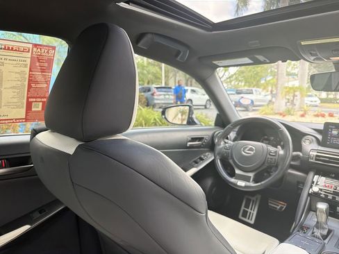 Used 2022 Lexus IS 350 F Sport RWD image 17