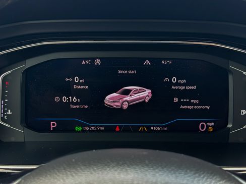 Used 2019 Volkswagen Jetta SEL FWD image 18