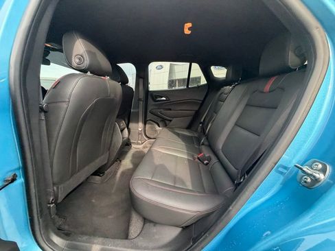 Used 2025 Chevrolet Trax RS w/ Driver Confidence Package FWD image 12