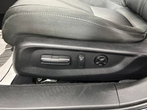 Used 2019 Honda Accord EX image 34