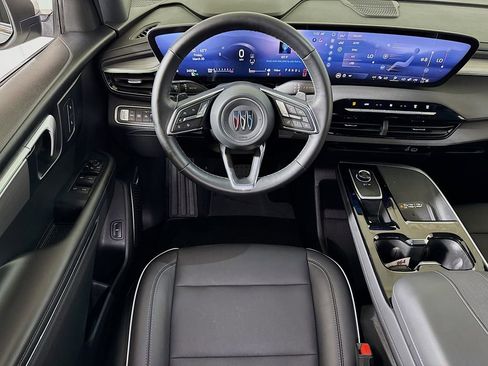 Certified 2025 Buick Enclave Preferred image 21