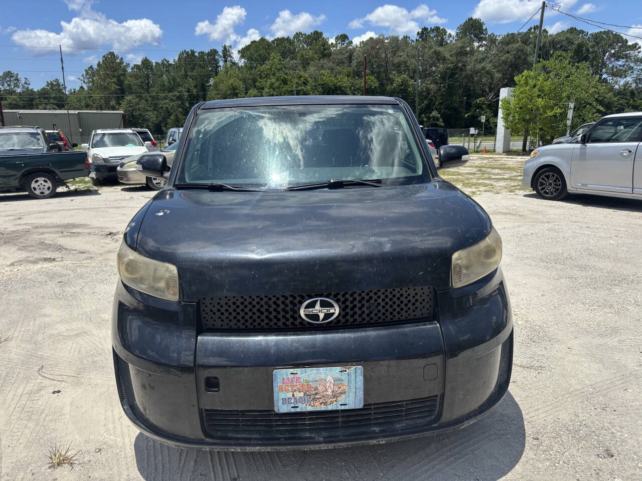 Used 2010 Scion xB FWD image 2