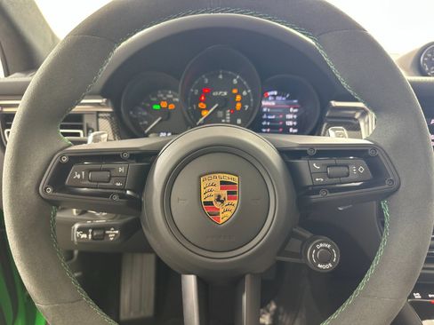 Used 2026 Porsche Macan GTS AWD/4WD image 22