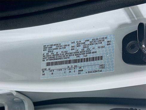 Used 2024 Ford F250 Lariat w/ Lariat Ultimate Package image 34