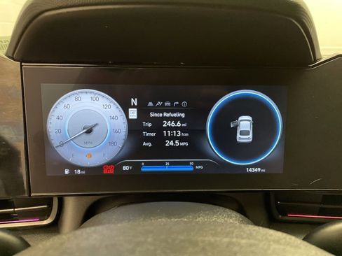 Used 2025 Hyundai Elantra N FWD image 11