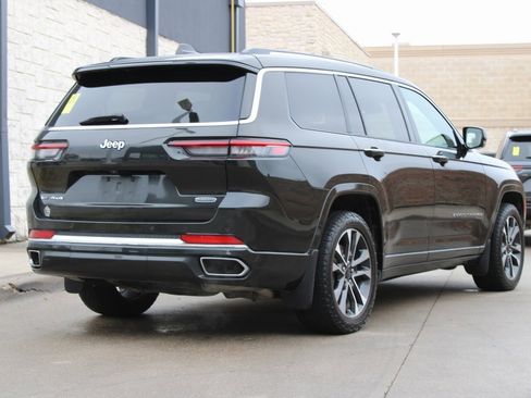 Used 2022 Jeep Grand Cherokee L Overland w/ MOPAR Finishing Package image 3