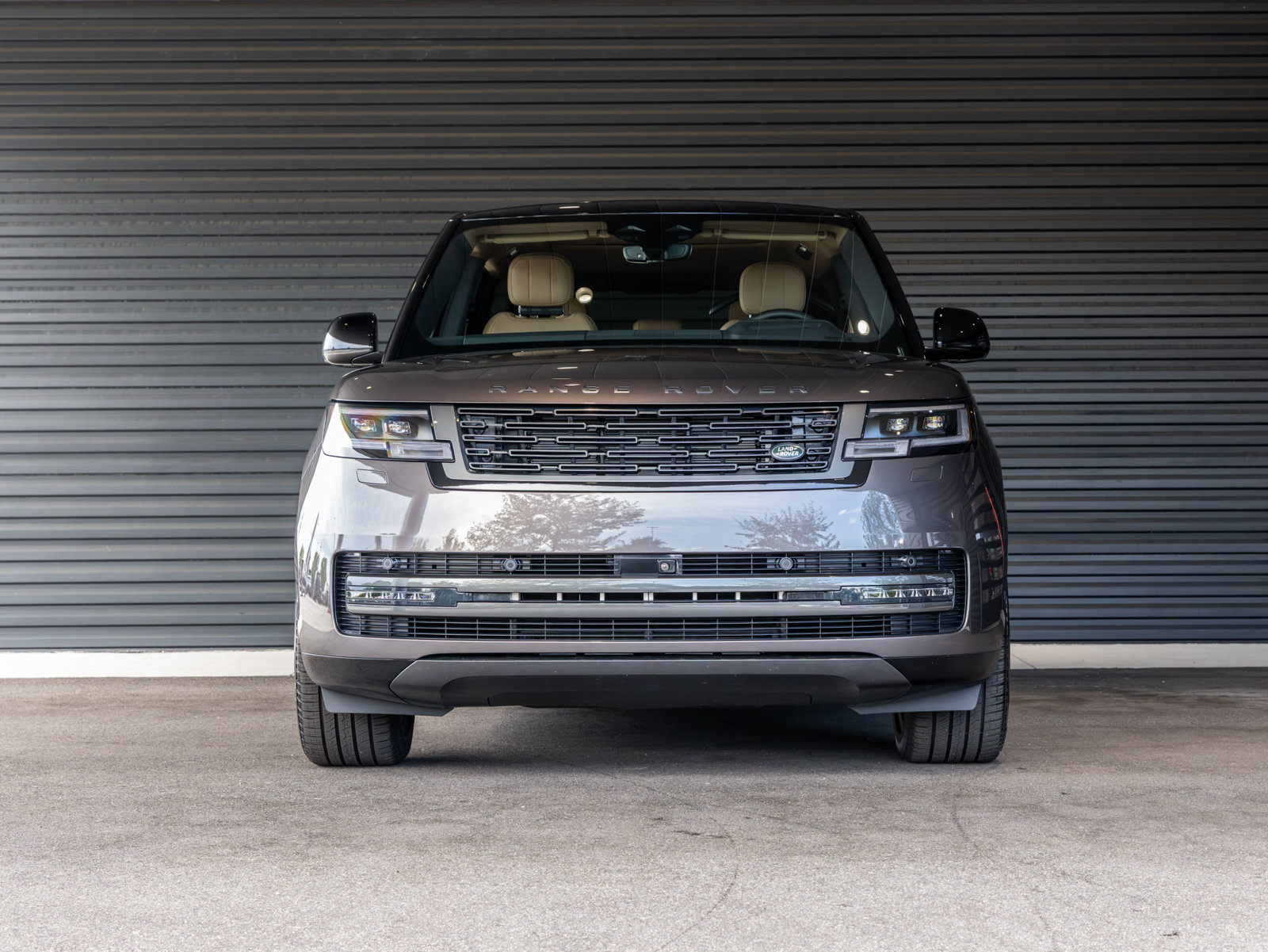 Used 2026 Land Rover Range Rover SE AWD/4WD image 7
