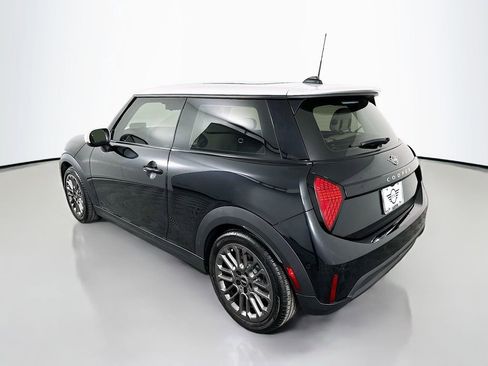 Certified 2025 MINI Cooper S image 7