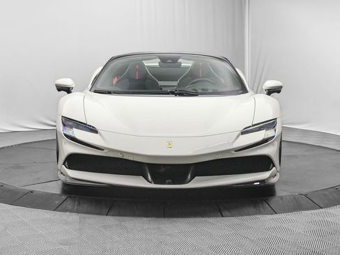 Certified 2023 Ferrari SF90 Spider image 3