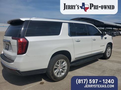 Used 2023 GMC Yukon XL SLT AWD/4WD image 6