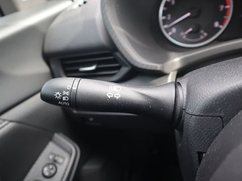 Used 2025 Nissan Sentra S image 21