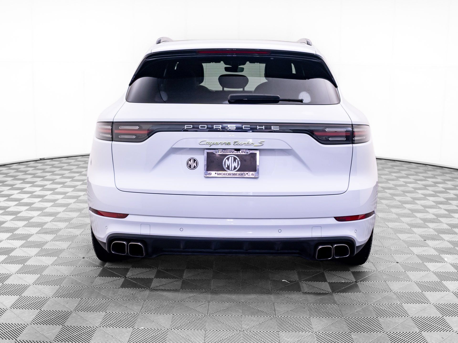 Used 2023 Porsche Cayenne Turbo S w/ Premium Package Plus AWD/4WD image 4