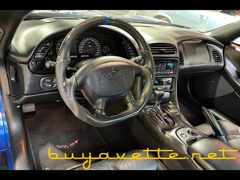 Used 2002 Chevrolet Corvette Coupe w/ Preferred Equipment Group2 image 12