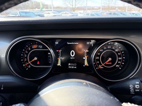 Used 2021 Jeep Wrangler Unlimited Sahara w/ LED Lighting Group image 22