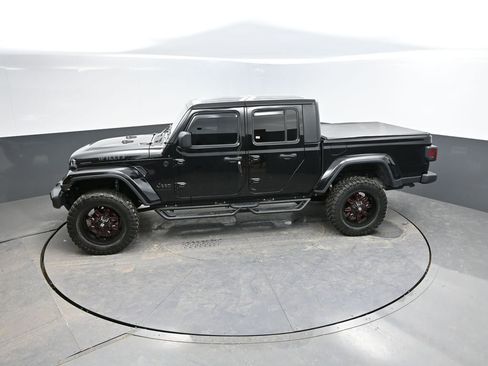 Used 2021 Jeep Gladiator Willys image 27