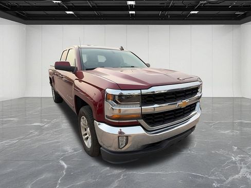Used 2017 Chevrolet Silverado 1500 LT w/ All Star Edition AWD/4WD image 36