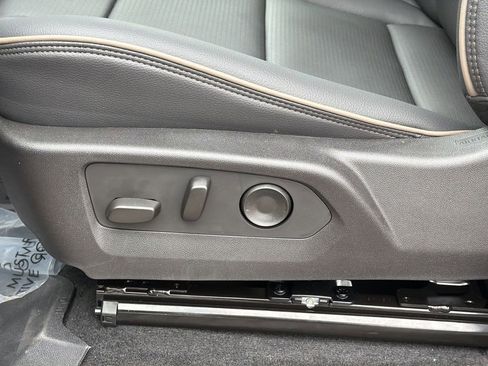 New 2026 GMC Canyon Denali w/ LPO, Denali Black Edition AWD/4WD image 14