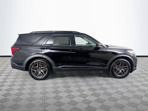 Certified 2025 Ford Explorer ST-Line w/ ST-Line Street Pack AWD/4WD image 8