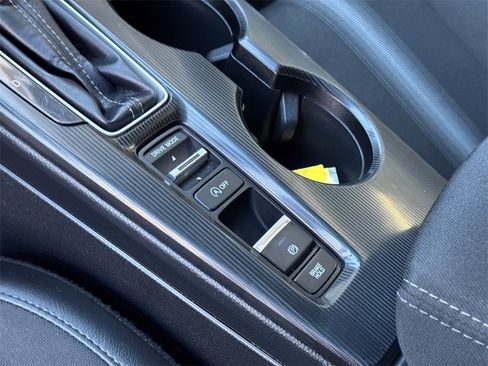 Used 2023 Honda Civic Sport image 24