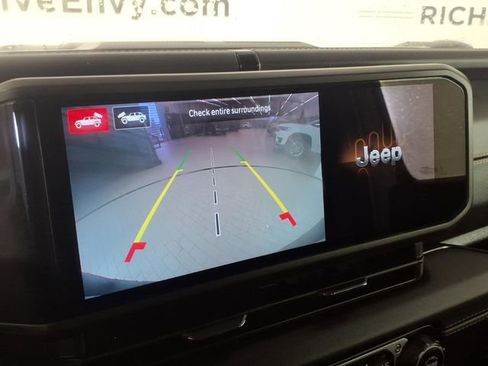 Used 2024 Jeep Wrangler Sahara w/ Dual Top Group image 27