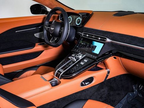 New 2026 Aston Martin V8 Vantage Roadster image 19