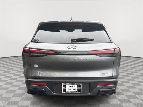 Certified 2025 INFINITI QX60 Luxe image 6