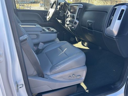 Used 2018 GMC Sierra 2500 SLT w/ Duramax Plus Package image 19