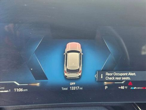 Used 2024 BMW X1 xDrive28i w/ Technology Package image 11