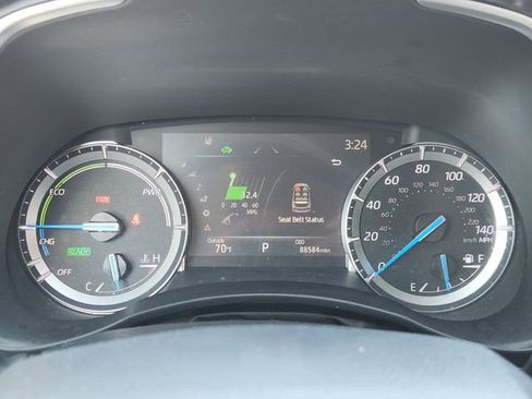 Used 2022 Toyota Highlander XLE image 13