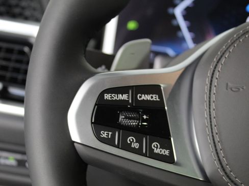 Used 2026 BMW X5 sDrive40i w/ M Sport Package image 15