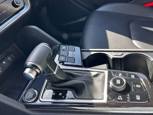 Used 2023 Kia Sportage EX FWD image 18