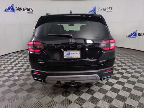 Certified 2024 Honda Pilot Elite image 4