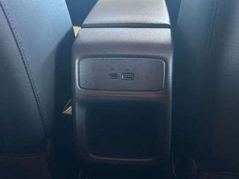 Used 2025 Chevrolet Trax LT image 29