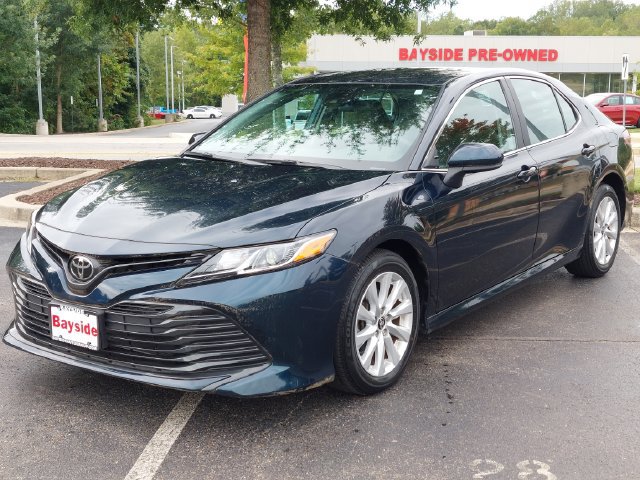Used 2020 Toyota Camry LE FWD image 7