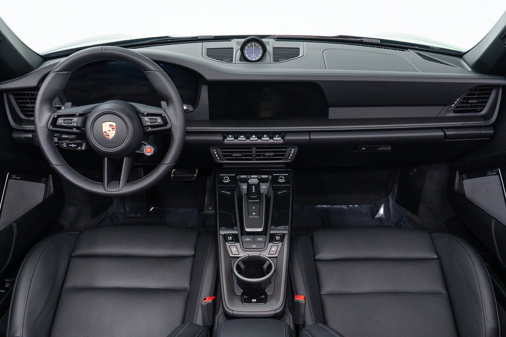 Used 2025 Porsche 911 Carrera RWD image 29