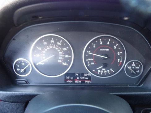 Used 2013 BMW 328i Sedan RWD image 22