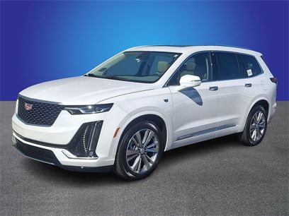 New 2025 Cadillac XT6 Premium Luxury