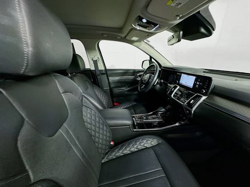 Used 2023 Kia Sorento SX AWD/4WD image 31