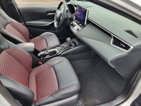 Used 2024 Toyota Corolla XSE FWD image 19