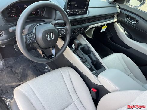 Used 2026 Honda Accord LX image 19