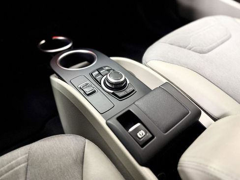Used 2014 BMW i3 image 18