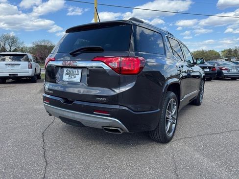 Used 2017 GMC Acadia Denali w/ Technology Package AWD/4WD image 5