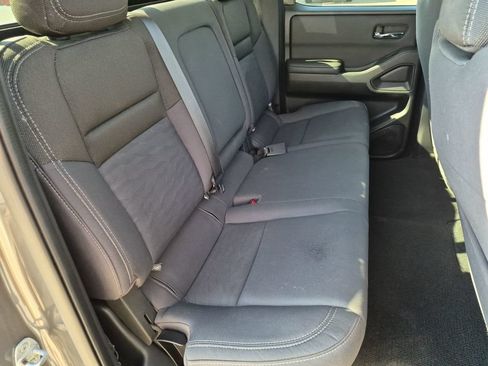 Used 2023 Nissan Frontier SV w/ SV Convenience Package AWD/4WD image 29