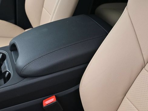 Certified 2026 Porsche Cayenne AWD/4WD image 20
