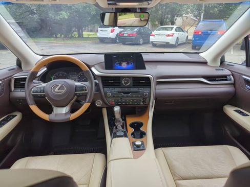 Used 2018 Lexus RX 350 FWD w/ Premium Package image 21