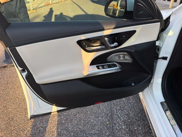 Used 2024 Mercedes-Benz E 350 4MATIC Sedan image 7