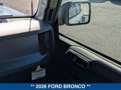 New 2026 Ford Bronco Badlands AWD/4WD image 18