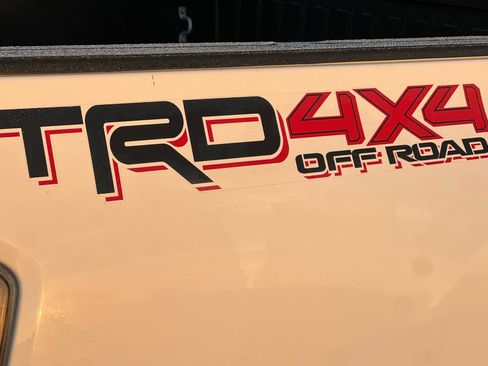 Used 2021 Toyota Tacoma TRD Off-Road image 28